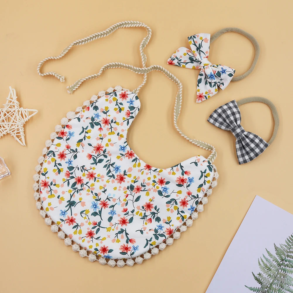 Kidslands® | Lot de 1 Bavoir Réversible Bandana Bébé - Motifs Fleuris + 2 Bandeaux Cheveux Assortis