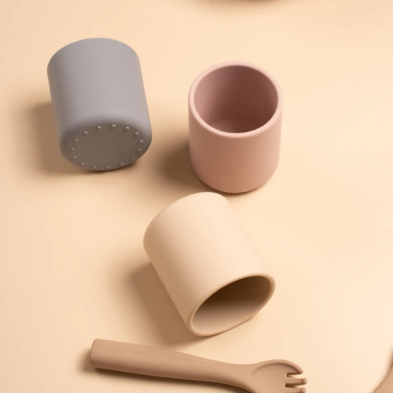 Kidslands® | Tasse d’apprentissage bébé en silicone – 180 ml – Souple & sans BPA