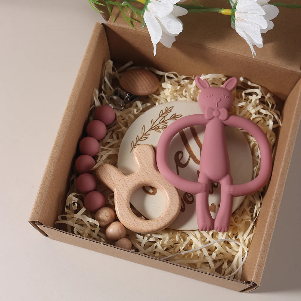 Kidslands® | Coffret Cadeau Bébé – Hochet, anneau dentition, attache-tétine silicone & bois