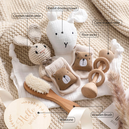 Kidslands® | Coffret Naissance 6 Pièces – Doudou gaze de coton, hochet bois, accessoires bébé