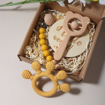 Kidslands® | Coffret Cadeau Bébé - 4 Pièces - Hochet bois ours, anneau dentition & attache-tétine