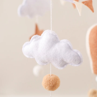 Kidslands®  – Mobile Bébé en Bois et Feutrine - Montgolfière Douce – Décoration Apaisante pour Lit ou Berceau