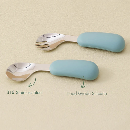 Kidslands® | Set Couverts Bébé Silicone & Inox – Cuillère + Fourchette Apprentissage Ergonomique