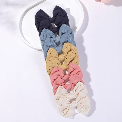 Kidslands® | Lot de 10 Barrettes Nœuds – Pinces à Cheveux Coton Brodé Doux & Élégant