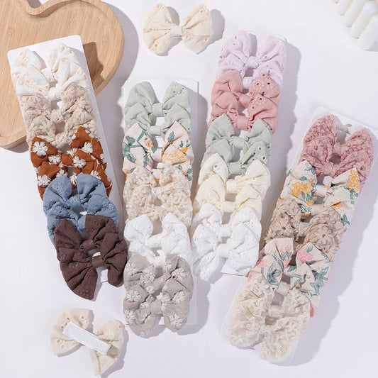 Kidslands® | Lot de 10 Barrettes Nœuds – Pinces à Cheveux Coton Brodé Doux & Élégant